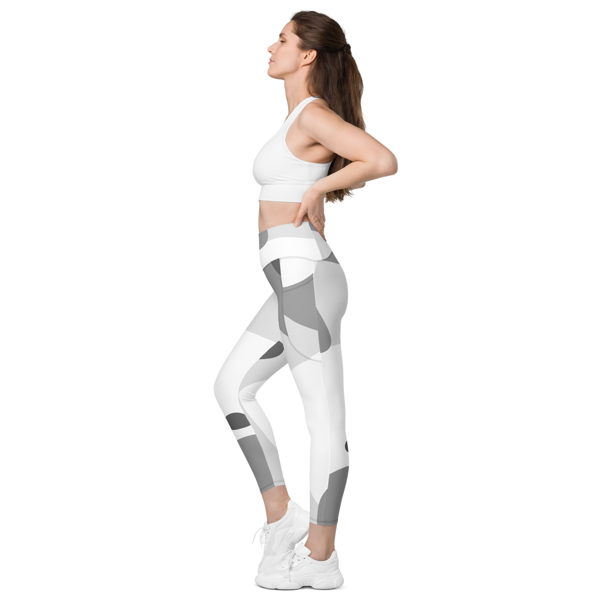 Back/side high-waisted leggings with gray-and-white camo print, snug fit