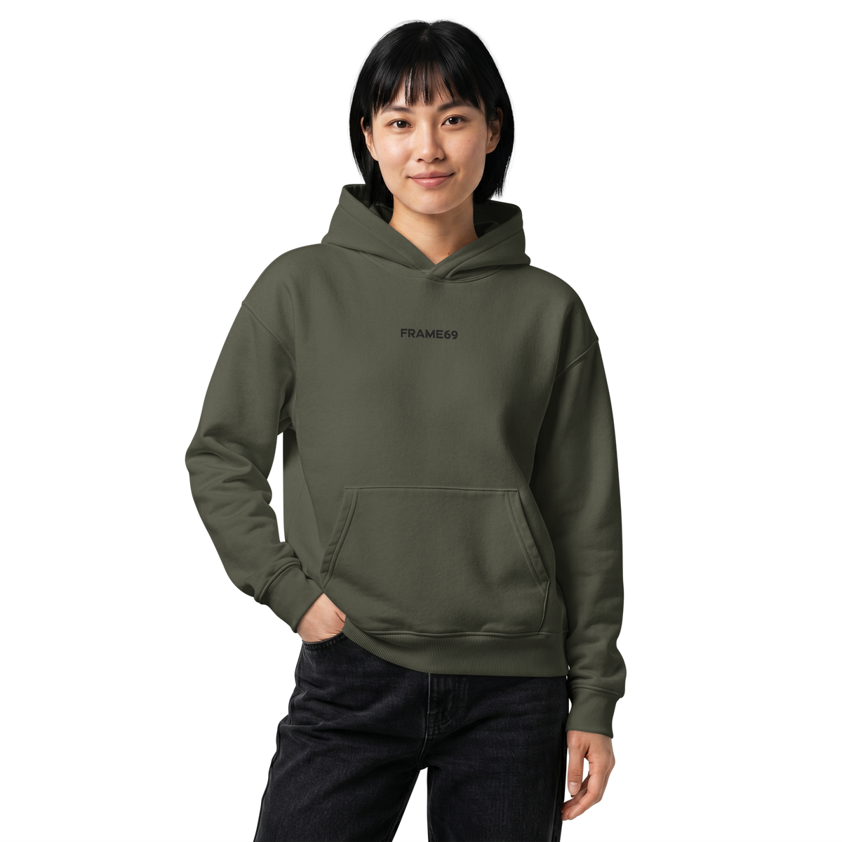 Relaxed hoodie in khaki green, pullover with drawstring hood and front pouch pocket.