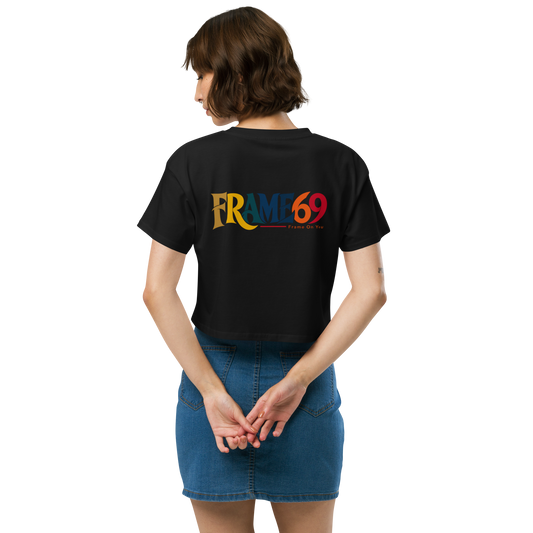 Black cropped tee with back graphic logo print
